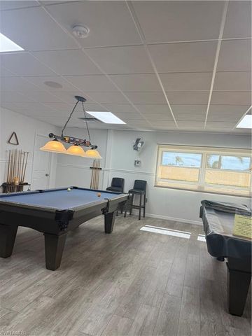 350 Shoreland DR, Fort Myers, FL 33905