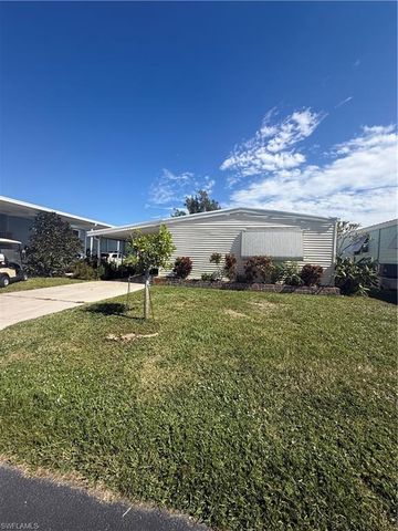 350 Shoreland DR, Fort Myers, FL 33905