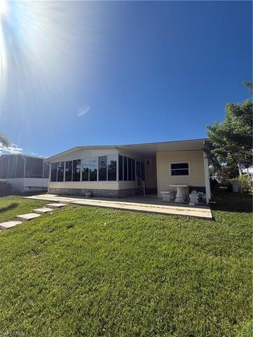 350 Shoreland DR, Fort Myers, FL 33905