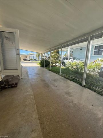 350 Shoreland DR, Fort Myers, FL 33905