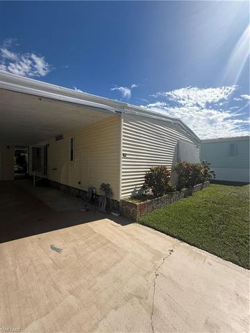 350 Shoreland DR, Fort Myers, FL 33905