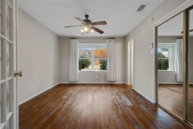 2024 Feather Lane, Lewisville, TX 75077