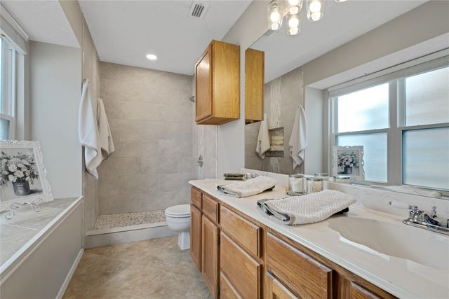 2024 Feather Lane, Lewisville, TX 75077