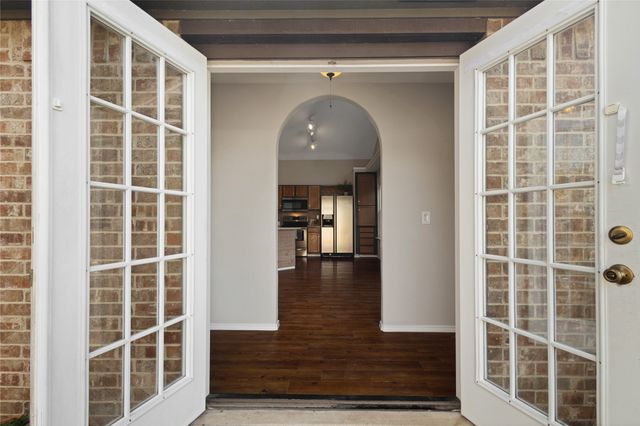 2024 Feather Lane, Lewisville, TX 75077