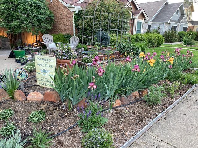 2024 Feather Lane, Lewisville, TX 75077