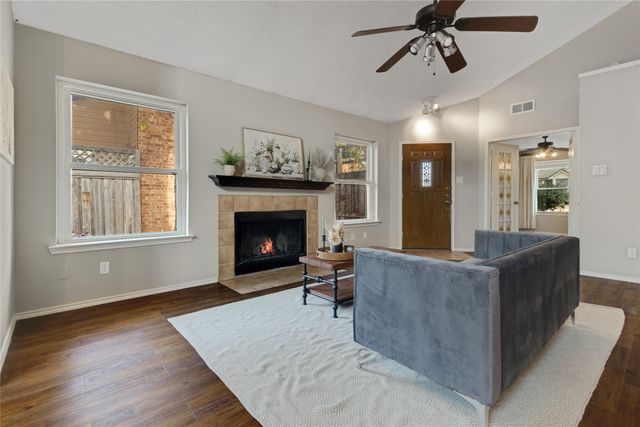 2024 Feather Lane, Lewisville, TX 75077