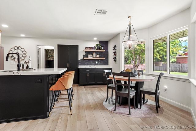 1115 N Kenwood Avenue, Broken Arrow, OK 74012