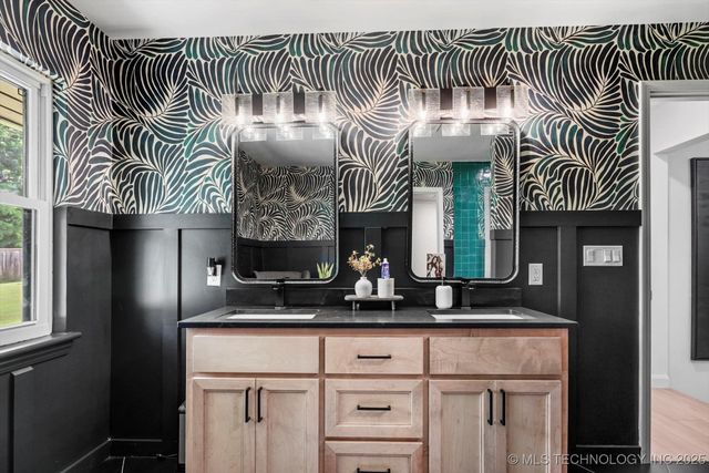 1115 N Kenwood Avenue, Broken Arrow, OK 74012