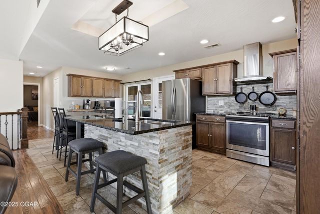 6346 County Lane 292, Carl Junction, MO 64834