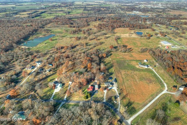 6346 County Lane 292, Carl Junction, MO 64834