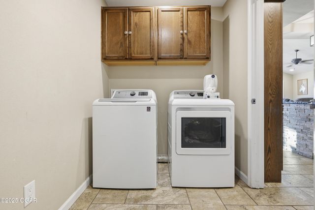 6346 County Lane 292, Carl Junction, MO 64834