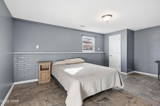 6346 County Lane 292, Carl Junction, MO 64834