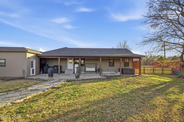 6346 County Lane 292, Carl Junction, MO 64834