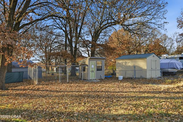 6346 County Lane 292, Carl Junction, MO 64834