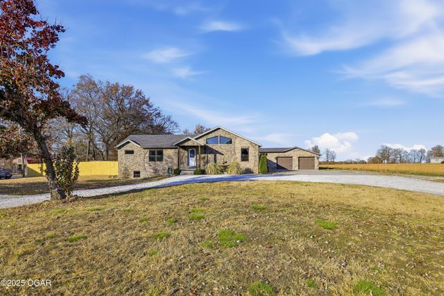 6346 County Lane 292, Carl Junction, MO 64834