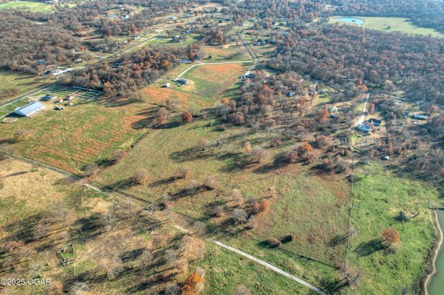 6346 County Lane 292, Carl Junction, MO 64834