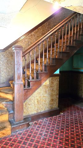 3020 E 19 th, Oakland, CA 94601