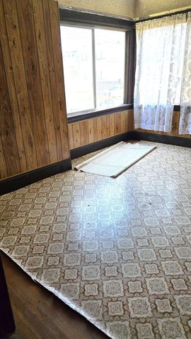 3020 E 19 th, Oakland, CA 94601