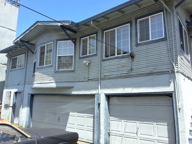 3020 E 19 th, Oakland, CA 94601