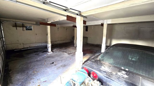 3020 E 19 th, Oakland, CA 94601