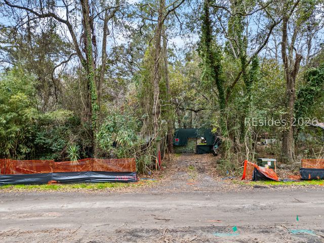 281 Mitchellville Rd, Hilton Head Island, SC 29926