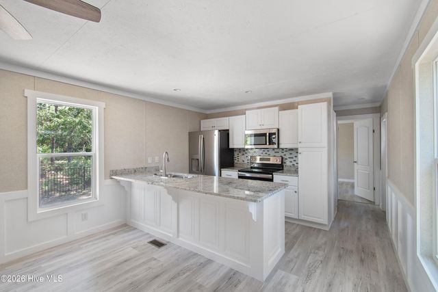 2740 Ocean View Avenue SW, Supply, NC 28462