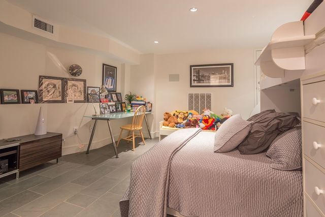 37 Winchester St, Boston, MA 02116