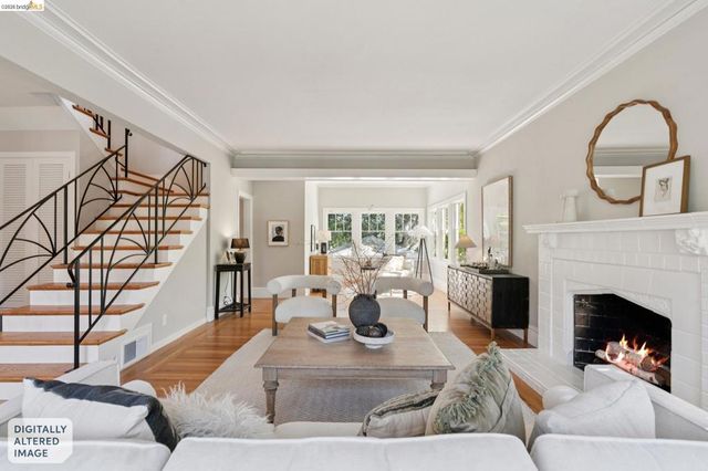 1021 Longridge Rd, Oakland, CA 94610