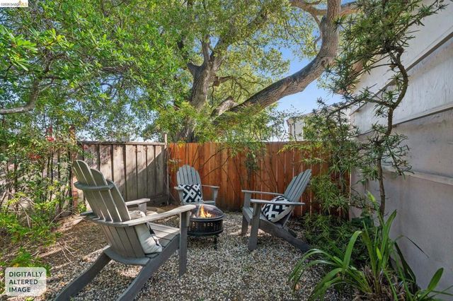 1021 Longridge Rd, Oakland, CA 94610