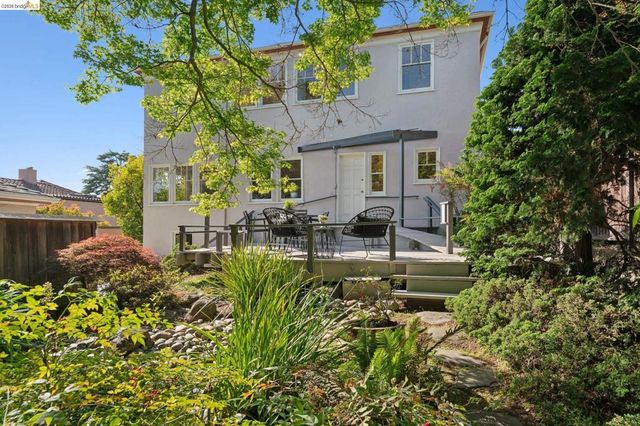 1021 Longridge Rd, Oakland, CA 94610