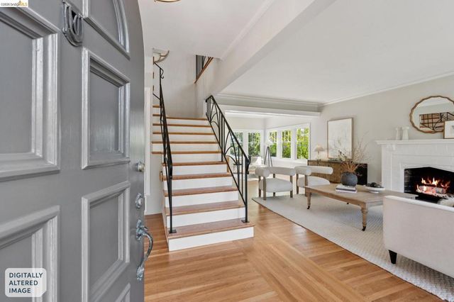 1021 Longridge Rd, Oakland, CA 94610