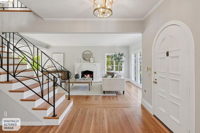 1021 Longridge Rd, Oakland, CA 94610