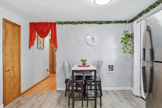 56 Marion St, Chicopee, MA 01013