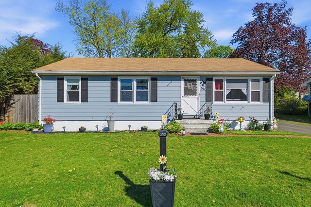 56 Marion St, Chicopee, MA 01013