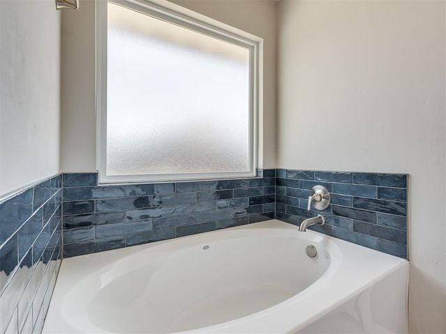 2217 Arcady Avenue, Norman, OK 73026