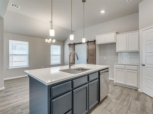 2217 Arcady Avenue, Norman, OK 73026