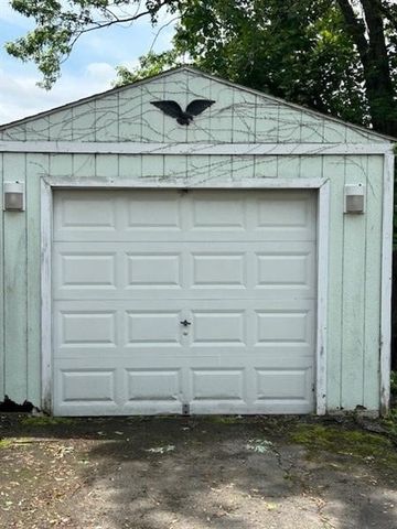 104 Whyle Ave, North Union Twp, PA 15401