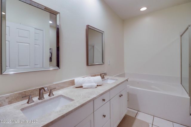 2252 Beach Drive, 1102, Gulfport, MS 39507