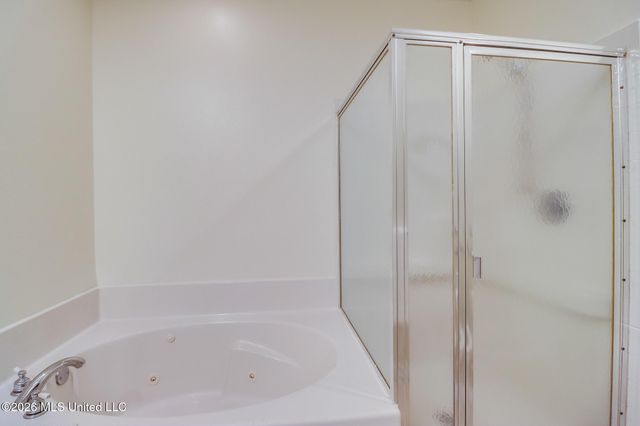 2252 Beach Drive, 1102, Gulfport, MS 39507