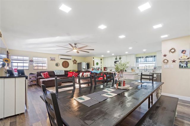 15525 VILLA CITY ROAD, Groveland, FL 34736
