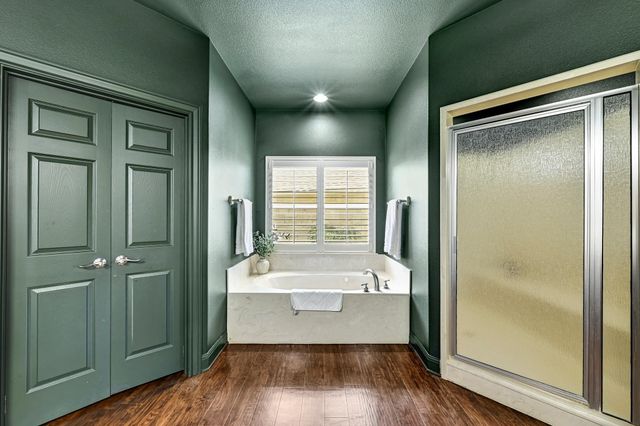 211 Moore LN, Cedar Park, TX 78613