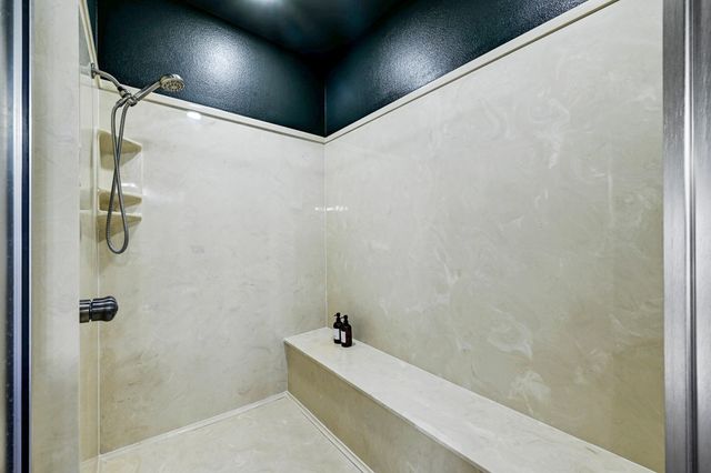 211 Moore LN, Cedar Park, TX 78613