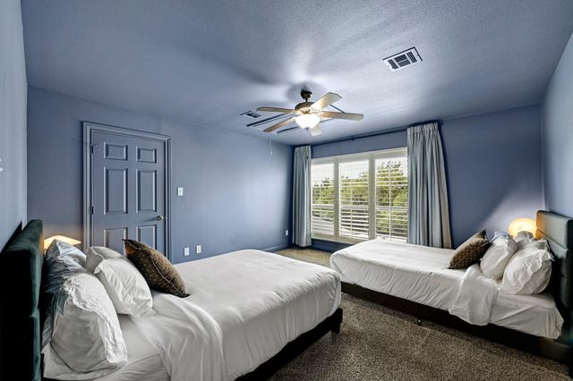 211 Moore LN, Cedar Park, TX 78613