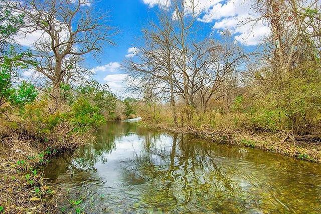 211 Moore LN, Cedar Park, TX 78613