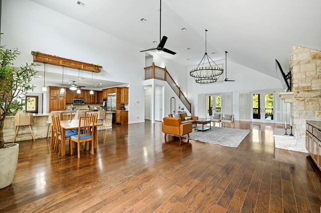 211 Moore LN, Cedar Park, TX 78613