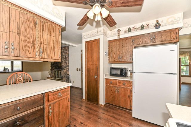 15070 W Mark DRIVE, New Berlin, WI 53151