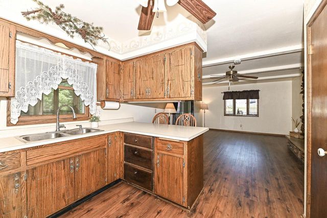 15070 W Mark DRIVE, New Berlin, WI 53151