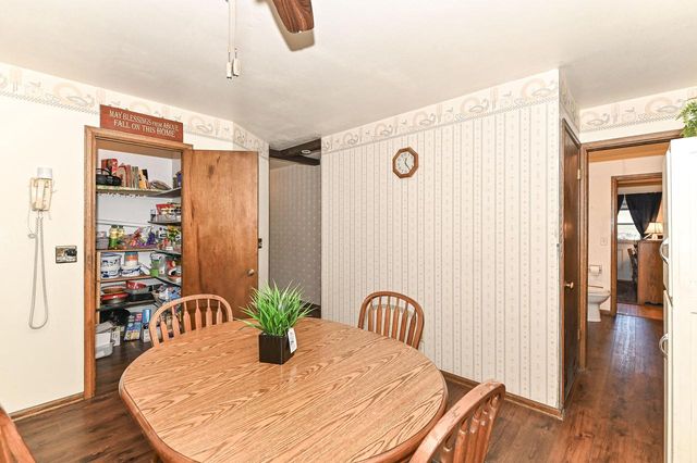 15070 W Mark DRIVE, New Berlin, WI 53151
