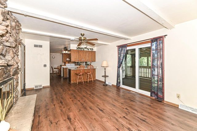 15070 W Mark DRIVE, New Berlin, WI 53151