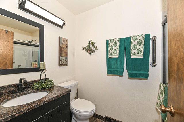15070 W Mark DRIVE, New Berlin, WI 53151